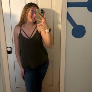 xhilararion green tank top